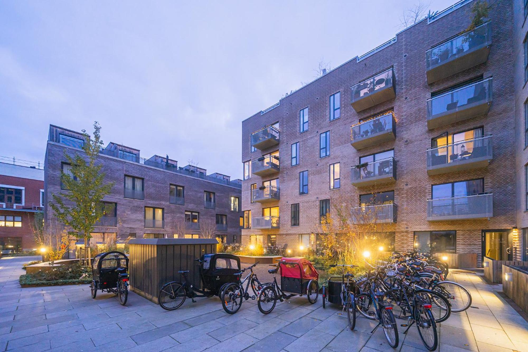 Beautiful 2-bed Wbalcony In North Harbour *